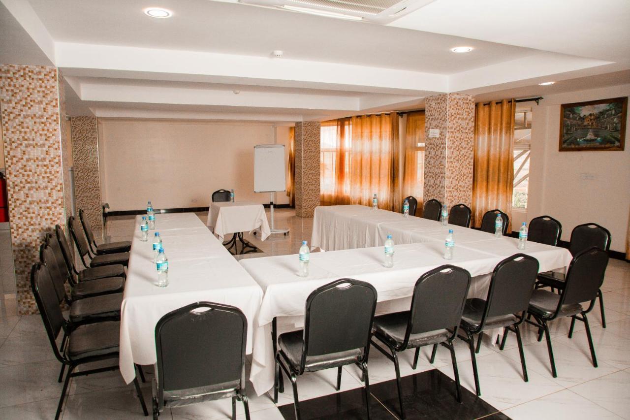ארושה A1 Hotel And Resort מראה חיצוני תמונה