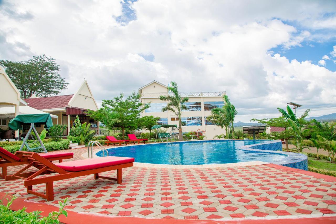 ארושה A1 Hotel And Resort מראה חיצוני תמונה
