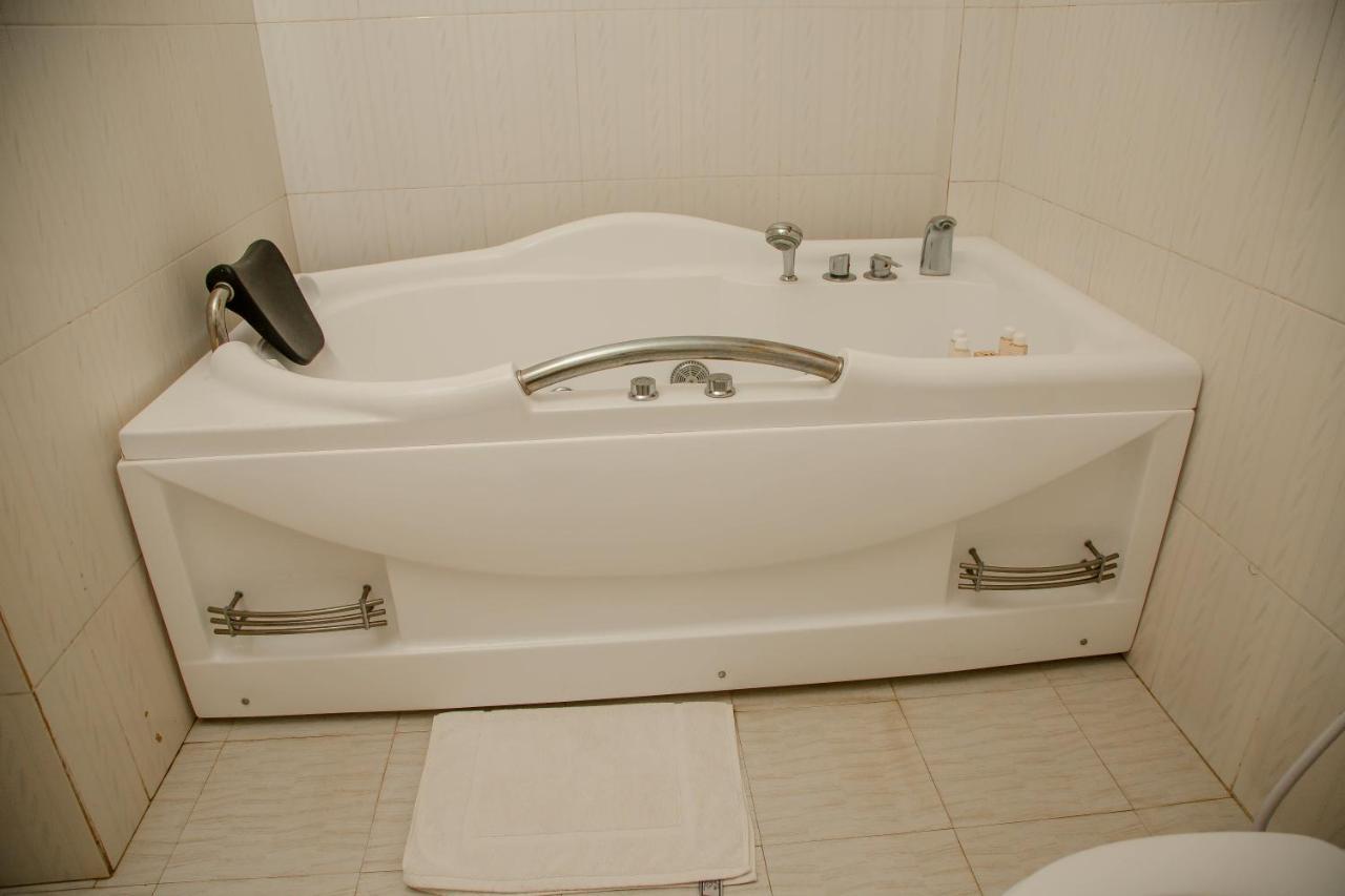 ארושה A1 Hotel And Resort מראה חיצוני תמונה